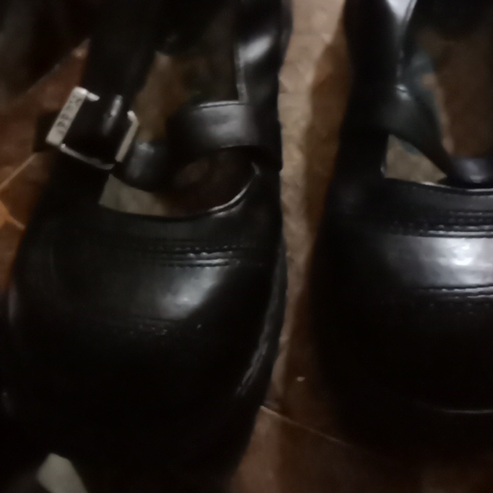 Black winter shoes women size 9m,mudd